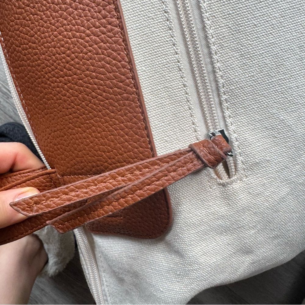 Graf Lantz Faux Leather & Canvas Weekender Summer Tote - Picture 9 of 15